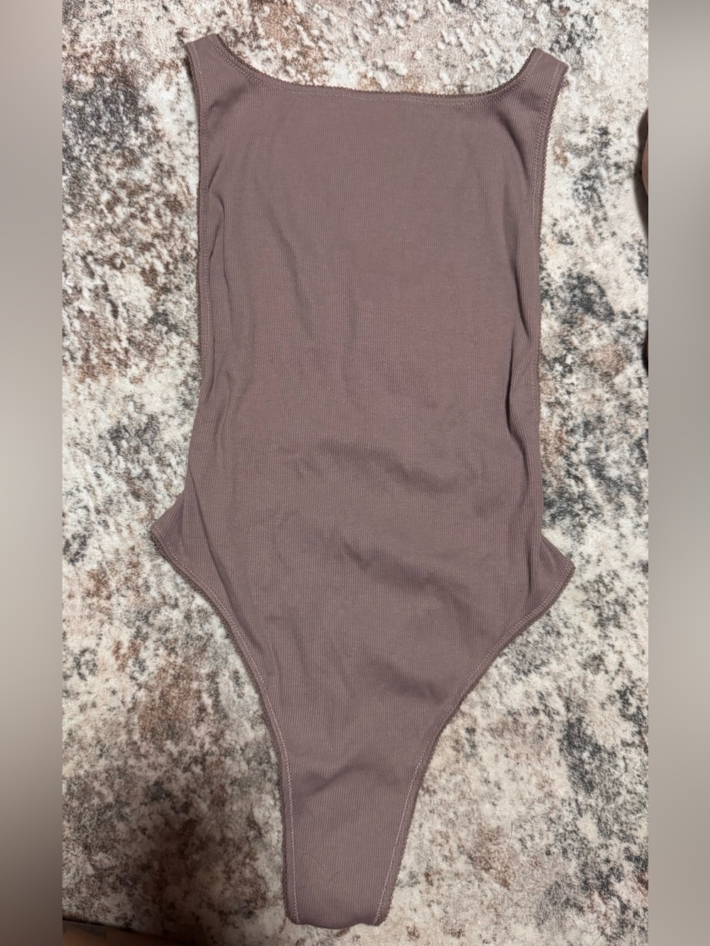 NWT SKIMS Ribbed Scoop Neck Bodysuit in Taupe